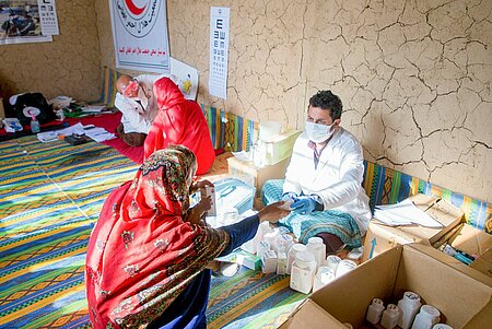Medical checks for the community in Kapisa, Northwestern Afghanistan