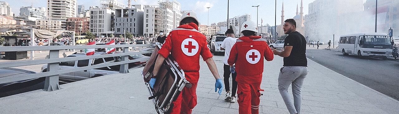 Libanesisches Rotes Kreuz im Einsatz in Beirut nach der Explosion