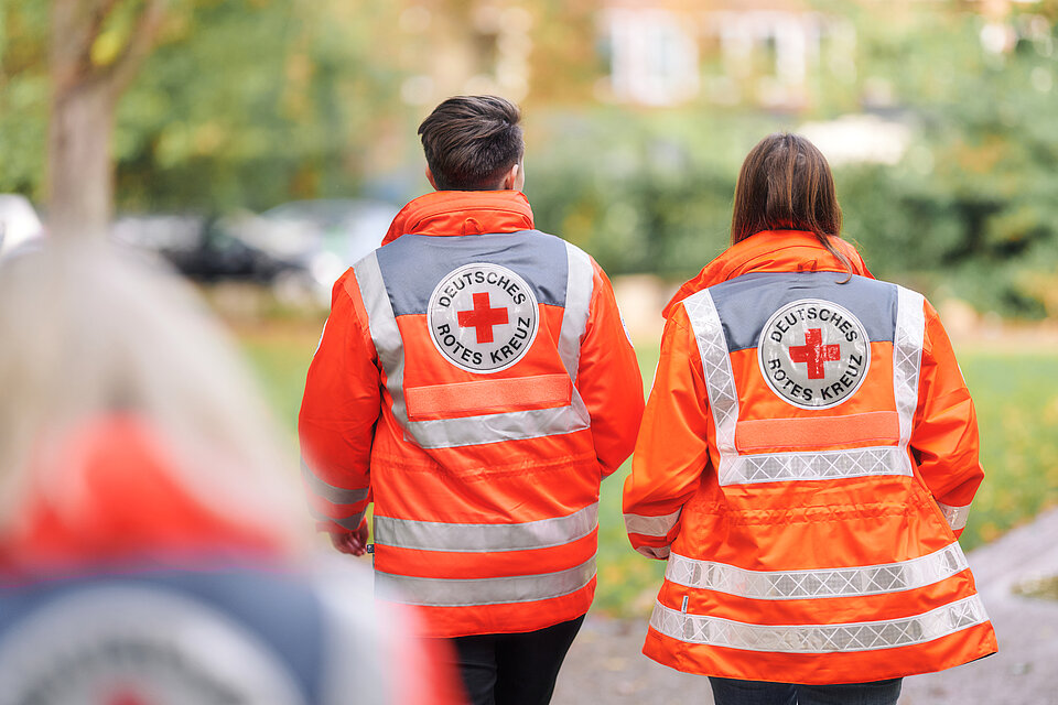 Team des DRK in Einsatzjacken © Willing-Holtz / DRK