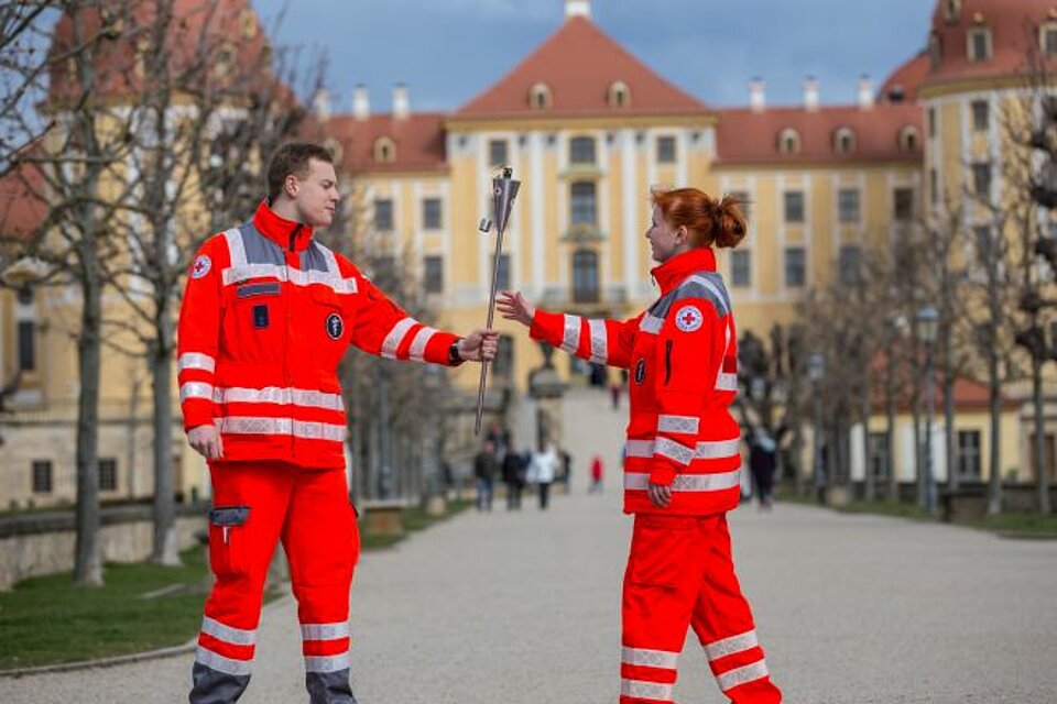 DRK-Fackel beim KV Dresden-Land auf Schloss Moritzburg