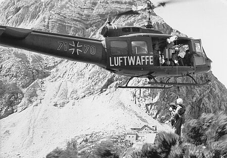 Gemeinsame Einsatzübung der Bergwacht Kempten und der Luftwaffe 1982 (Krull / DRK)