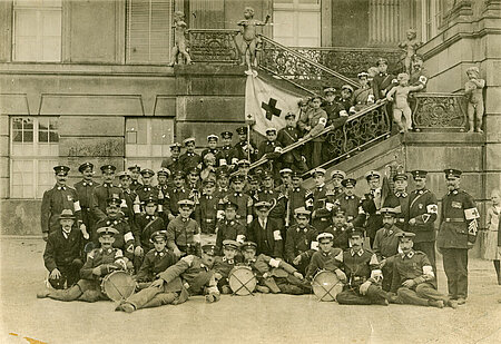 Gruppe Sanitäter in Berlin - Lichterfelde, 1910
