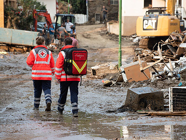 Unterstützt durch Spenden: DRK-Helfer vor Ort bei Hochwasser-Katastrophe im Ahrtal