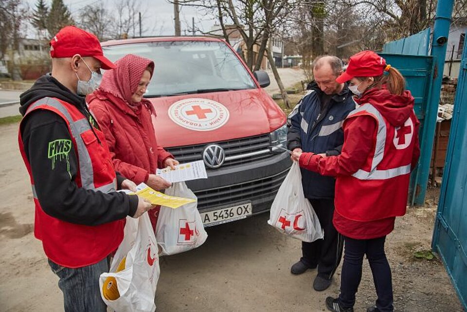 Ukranisches Rotes Kreuz hilft in der Corona-Krise