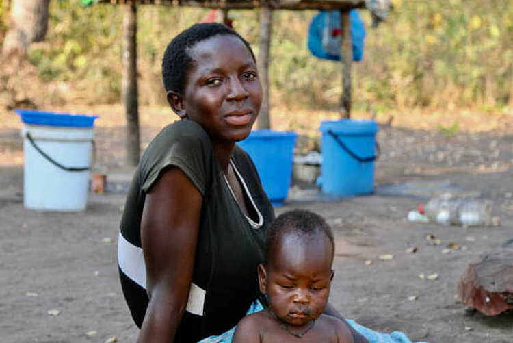 Mutter und Kind in Mosambik