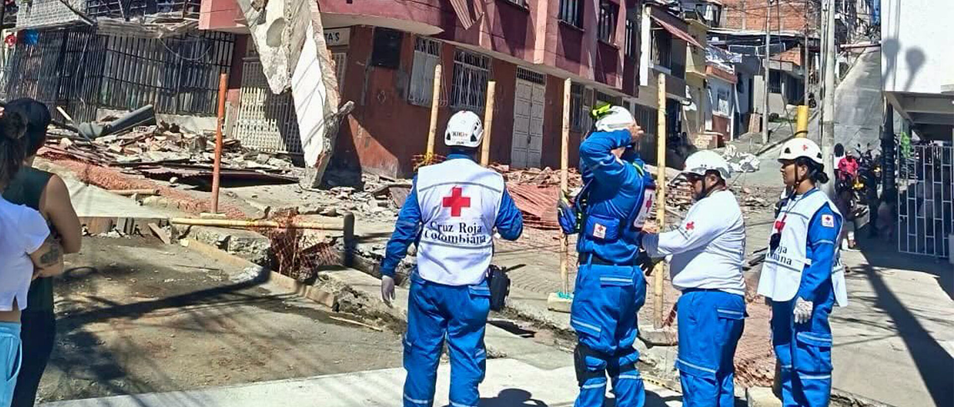 Rotes Kreuz im Einsatz nach schwerem Erdbeben 