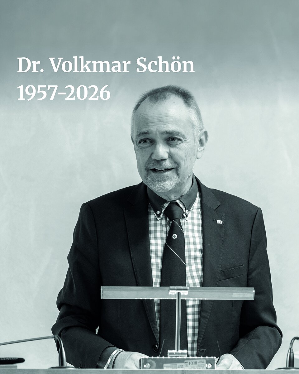 Dr. Volkmar Schön Dr. Volkmar Schön