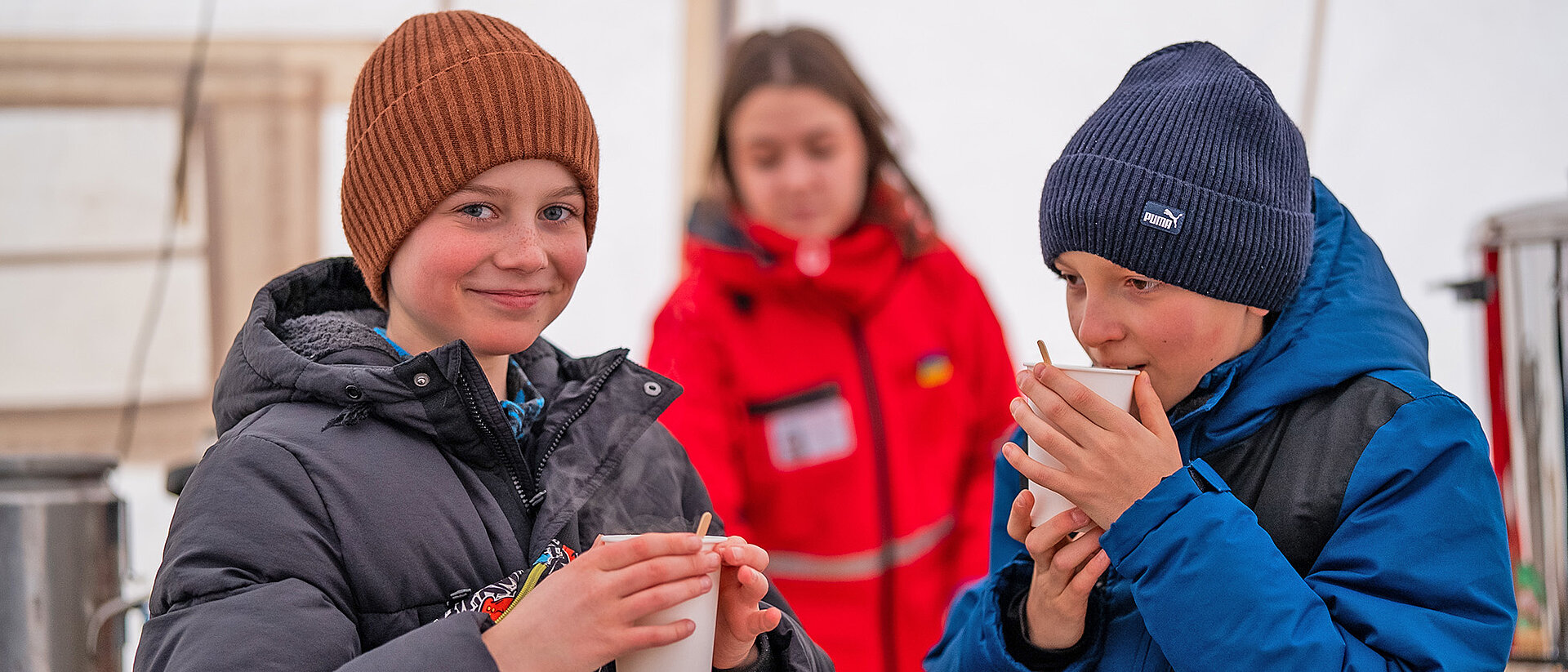Das Rote Kreuz in der Ukraine bietet Anlaufpunkte zum Aufwärmen im Winter