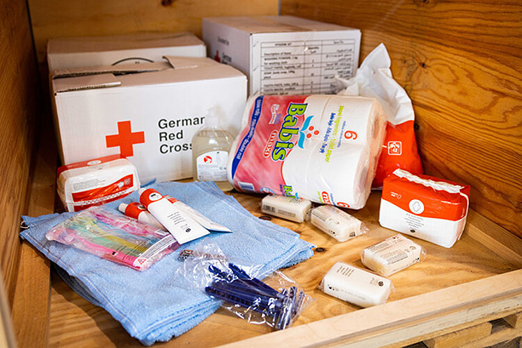 Hygienekit im DRK-Logistikzentrum