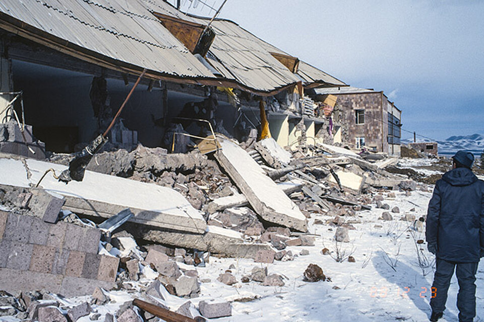 Trümmer des Erdbebens in Armenien Dezember 1988