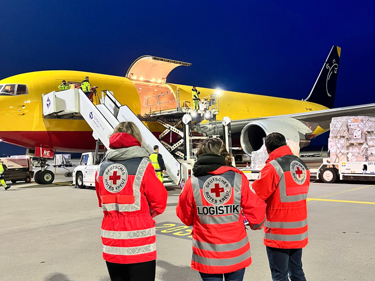 Erster Hilfstransport nach Syrien: DRK startet Hilfsflug nach Syrien