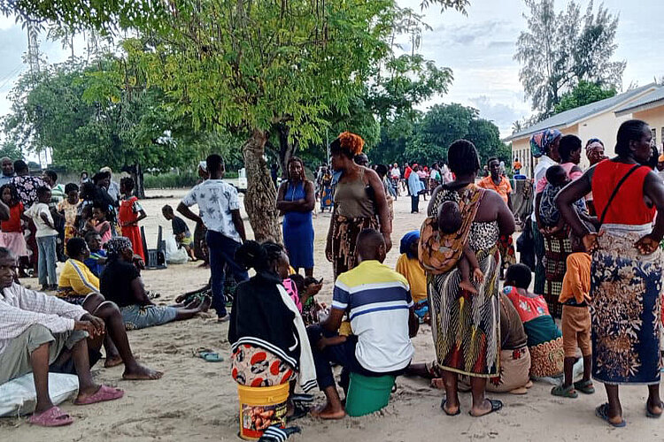 Hilfsempfänger in Mosambik Menschengruppe in Mosambik