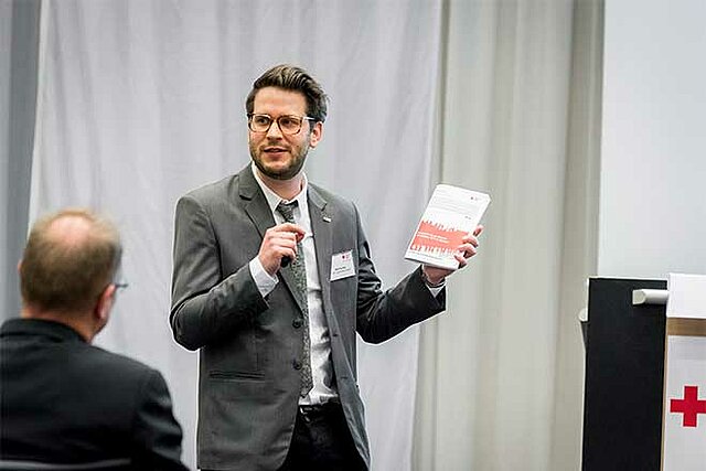 Fachtagung Forschung 2015 Präsentation des Formats Schriftenreihe DRK-Forschung Band 1 Teil 1