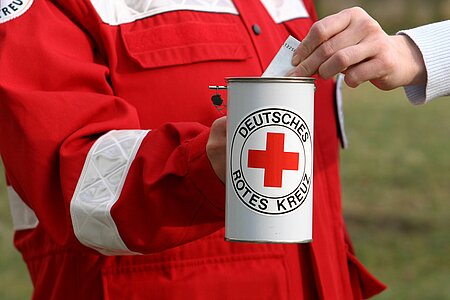 Spendendose vom Deutschen Roten Kreuz