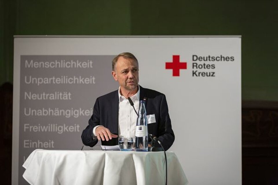 Vizepräsident Dr. Volkmar Schön