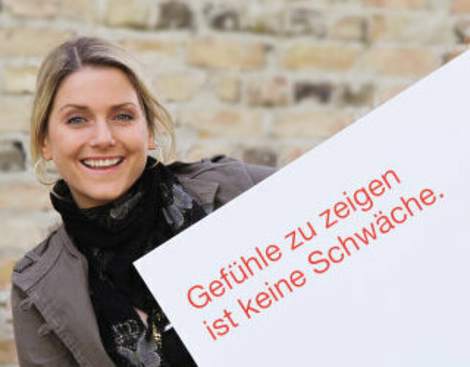 Pate werden - Jeanette Biedermann hilft dem Deutschen Roten Kreuz