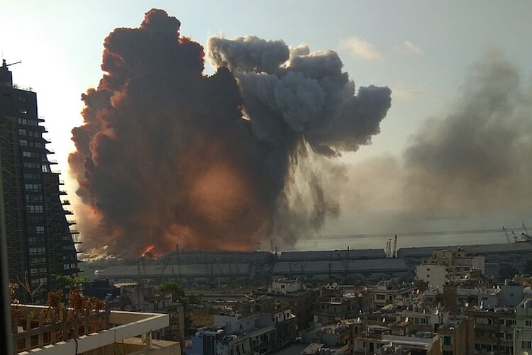 Schwere Explosion im Hafen von Beirut
