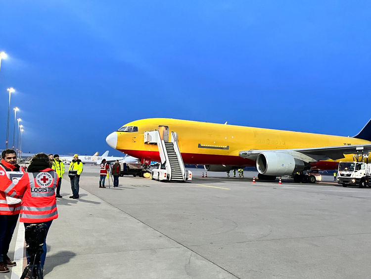 Erster Hilfstransport nach Syrien: DRK startet Hilfsflug nach Syrien 