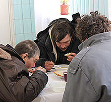 Suppenküchen helfen Obdachlosen bei der Ernährung