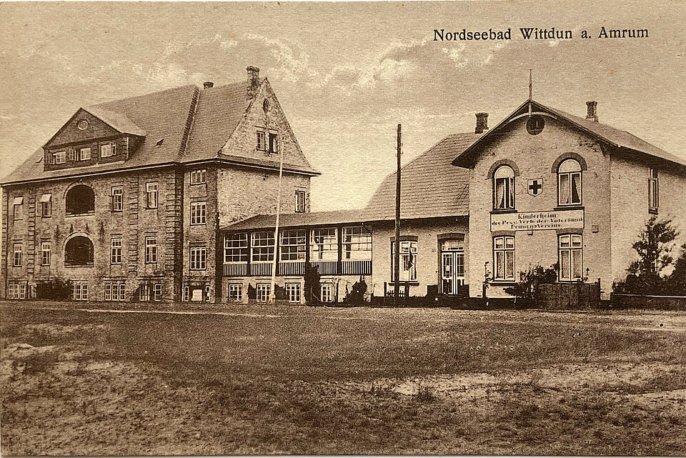 Historisches Foto: Außenansicht eines Kindererholungsheimes in Wittdün 1913