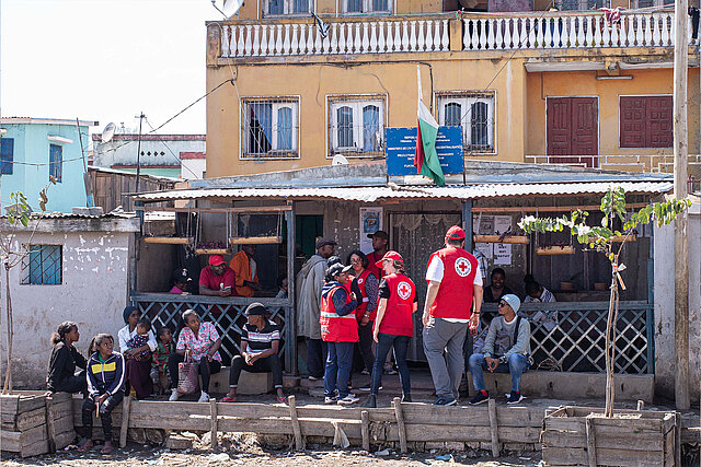 DRK-Besuch eines Katastrophenvorsorge-Projekts in Madagaskar 