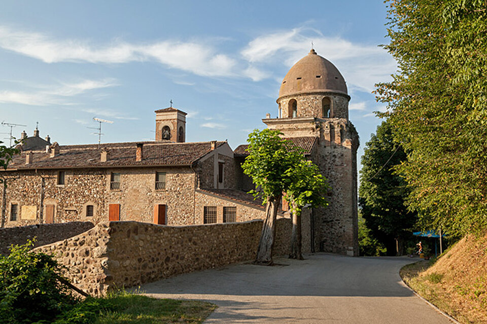 Turm am Schlossplatz in Solferino