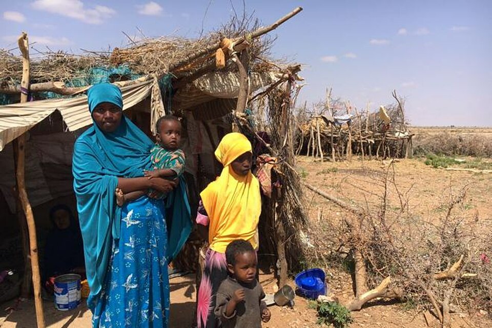 Somalische Frau und Kinder