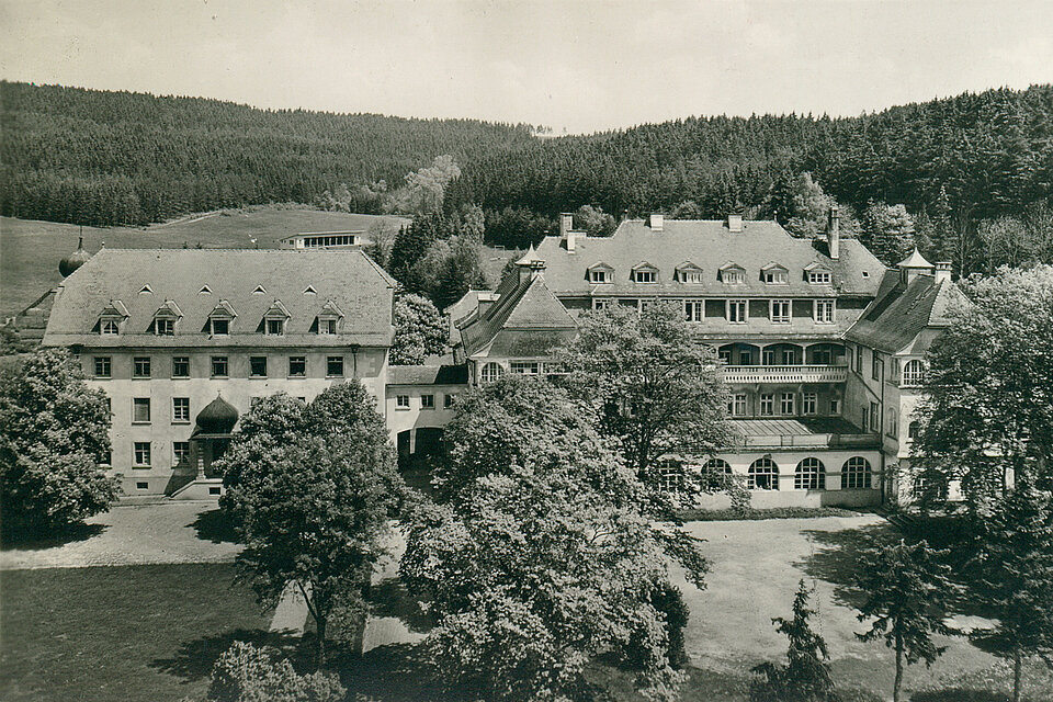 Außenansicht des Kindersolbad Bad Dürrheim in 1950er Jahren