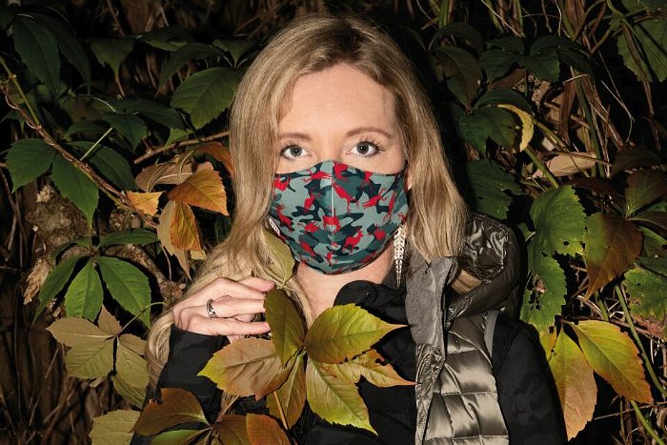 Jette Joop trägt neue Mund-Nase-Maske aus der Lidl-Kollektion 