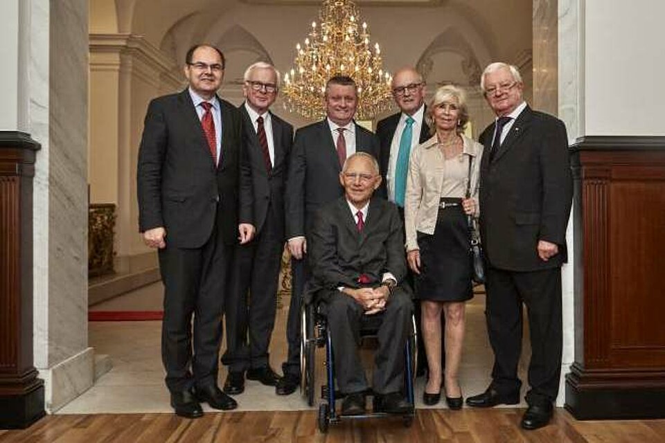 Gruppenbild beim Empfang zum 80. Geburtstag