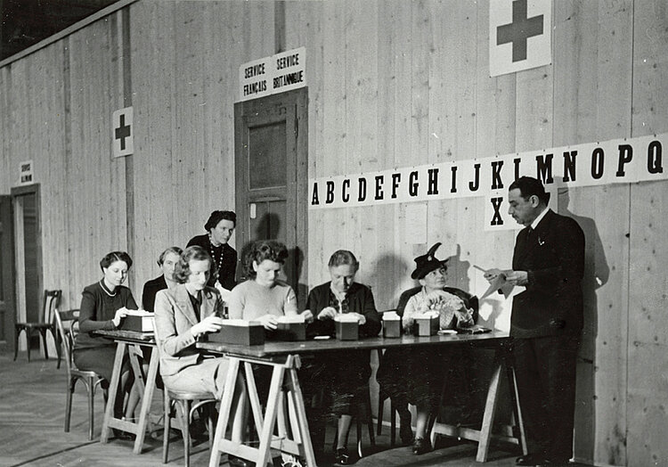 Die zentrale Kriegsgefangenen-Agentur des IKRK im Genfer Musée Rath (IKRK)