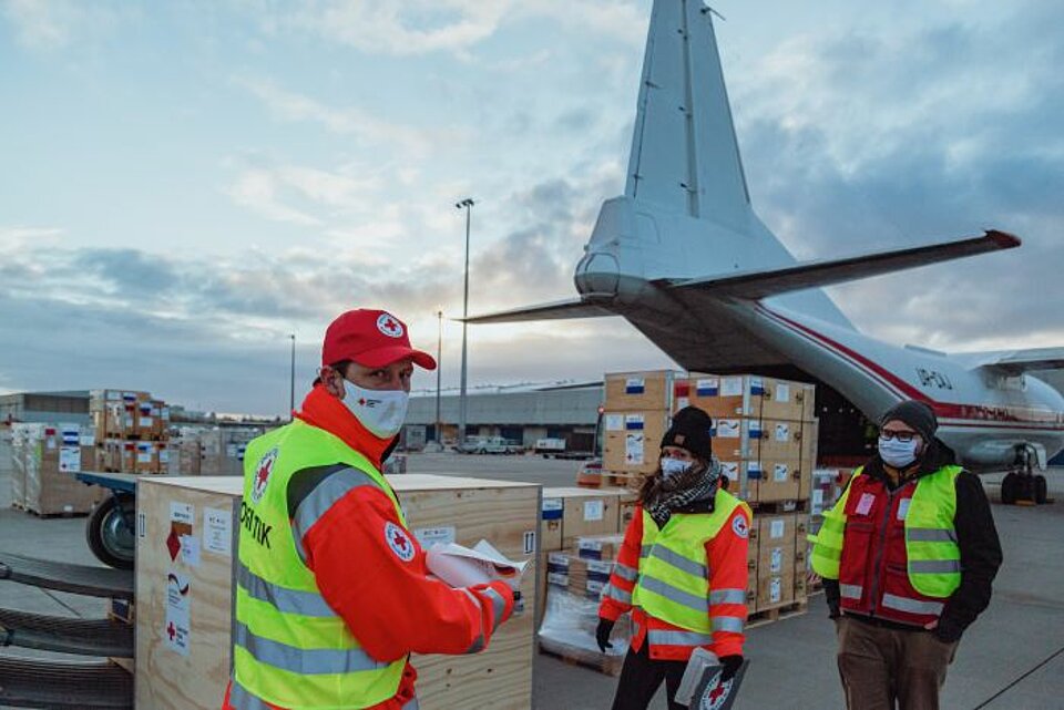 Hilfsgüterverladung für Honduras nach Hurrikan Iota und Eta