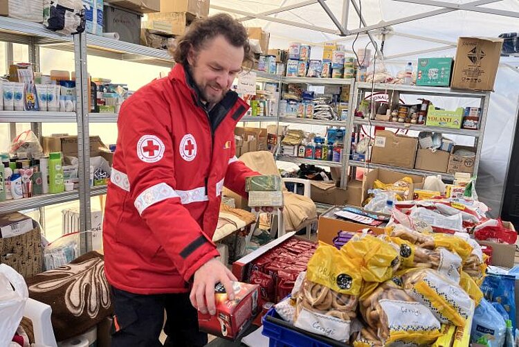 Mitarbeiter des Roten Kreuzes in Rumänien