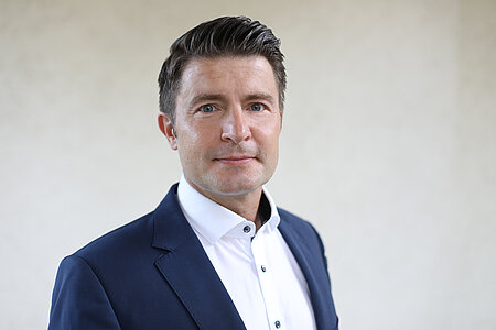 Bild des neuen DRK-Bereichsleiters Marketing, Kommunikation und Fundraising Andreas Denk