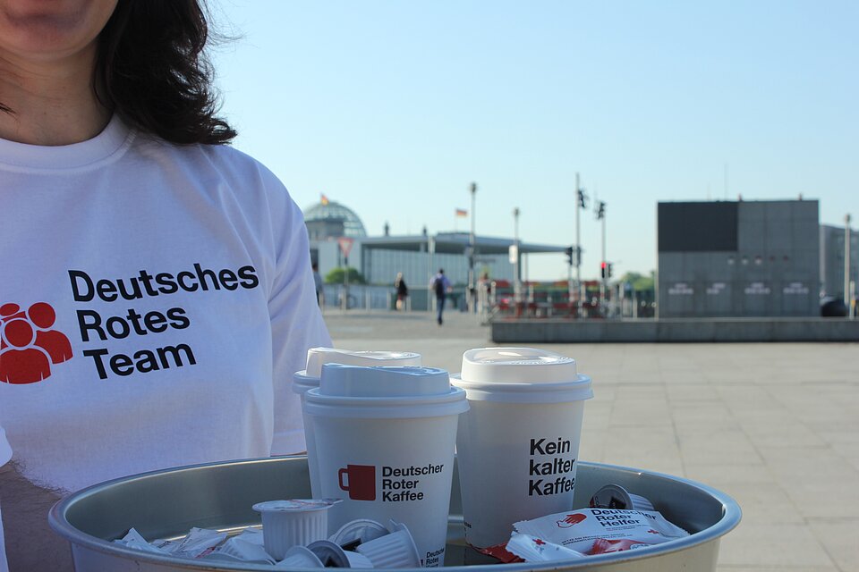 Kaffeeausschank vor dem Hauptbahnhof