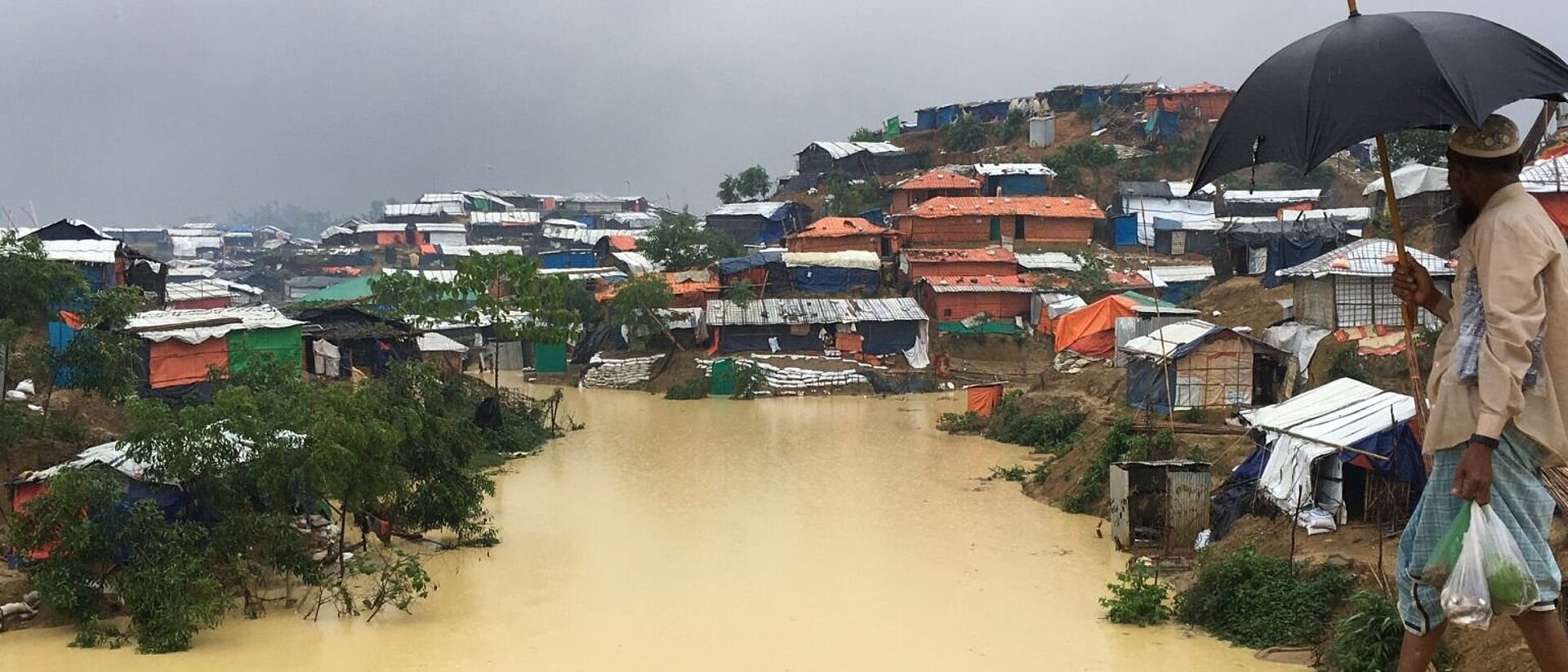 Monsunzeit bedroht Flüchtlinge in Bangladesch
