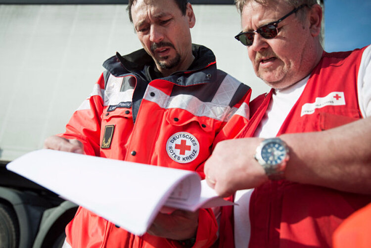 Deutsches Rotes Kreuz, Flüchtlingshilfe, Logistik, Auslandshilfe, Balkan, Balkanroute, Mitarbeiter, Liste, Papiere, Finnisches Rotes Kreuz