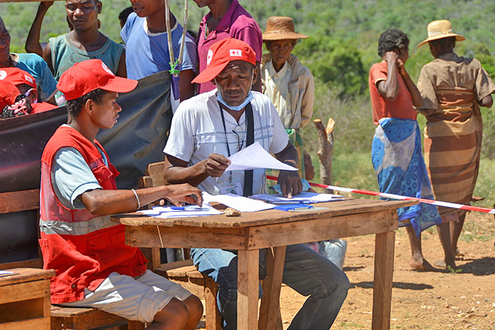 DRK unterstützt Menschen mit Bargeldhilfen während der Dürre in Madagaskar
