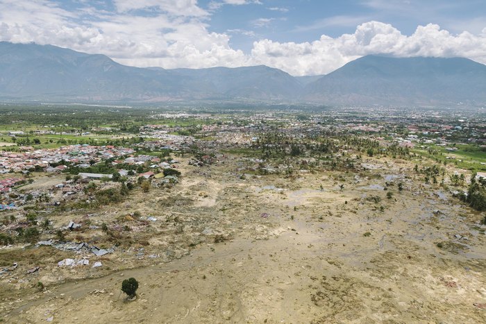 Luftbild von Dörfern, die nach dem Erdbeben verschwunden sind 