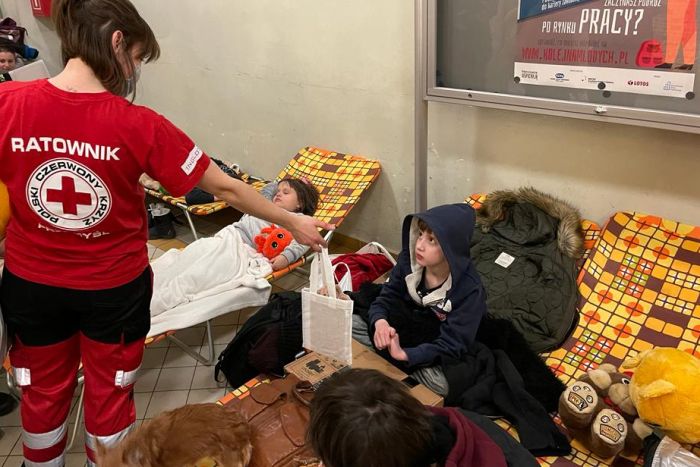 Ponisches Rotes Kreuz unterstützt Geflüchtete aus der Ukraine