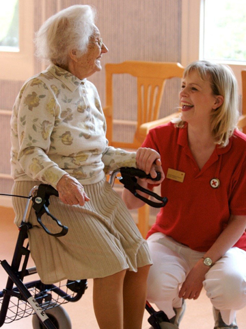 Unterstützung im Alltag für ältere Menschen im Rahmen des betreuten Wohnens