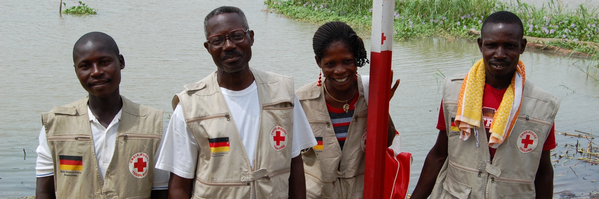 Deutsches Rotes Kreuz, DRK, Afrika, Auslandshilfe, Entwicklungshilfe, Bevölkerung, Vorsorge, Katastrophenschutz, Ruderboot, Boot