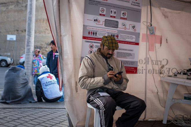 DRK weitet Hilfe für Migranten aus Venezuela aus Ein Migrant aus Venezuela