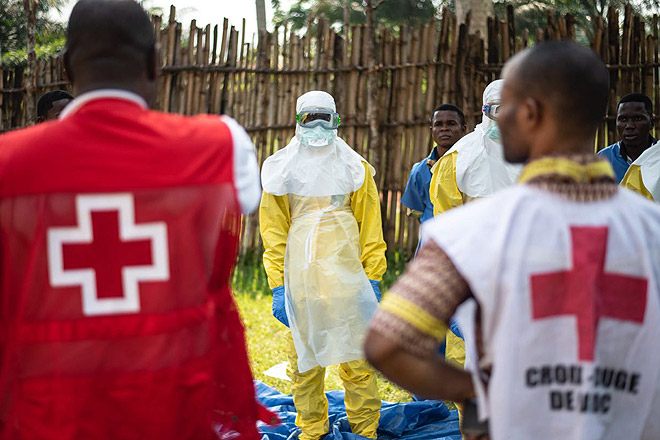 Hilfe gegen Ebola Helfer des Kongolesischen Roten Kreuzes